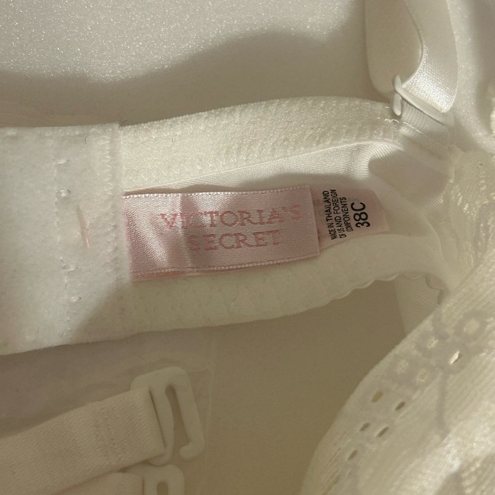 Victoria's Secret Bra 38C w/ Underwire Dream Angels Push-Up NO PADDING - White - Picture 3 of 6